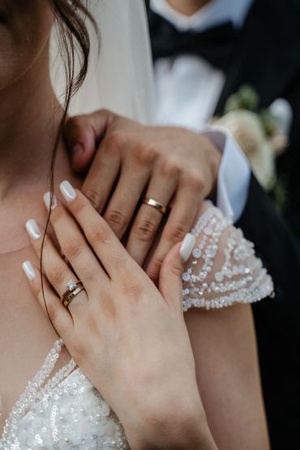 Cover of He Knows But Too Late (Bianca and Blair)